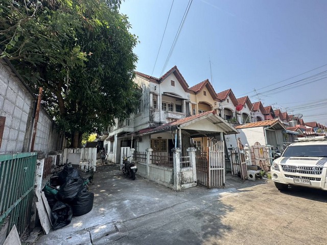 ขายด่วน! townhouse – 30 ตร.ว. ใกล้ สนามบินดอนเมือง วัดดอนเมือง สำนักงานเขตดอนเมือง ดีงาม