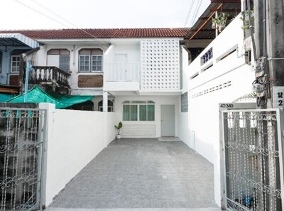 WW315 ขาย ทาวน์เฮ้าส์ หมู่บ้าน วีว่า โฮม งามวงศ์วาน 43 (BH37)