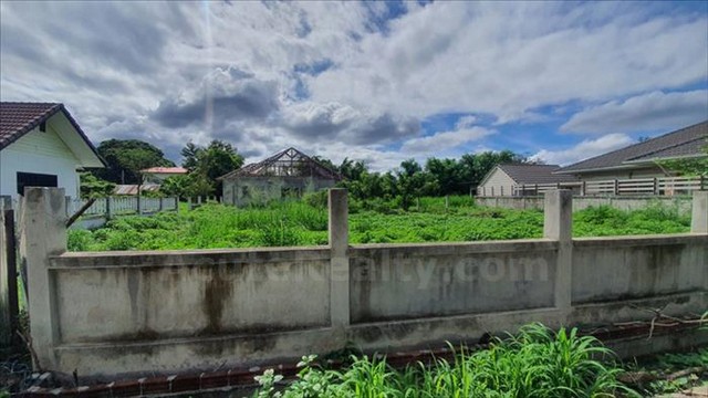 ขายที่ดินในหมู่บ้านสวนนนทรี แยกรวมโชค อ.สันทราย จ.เชียงใหม่