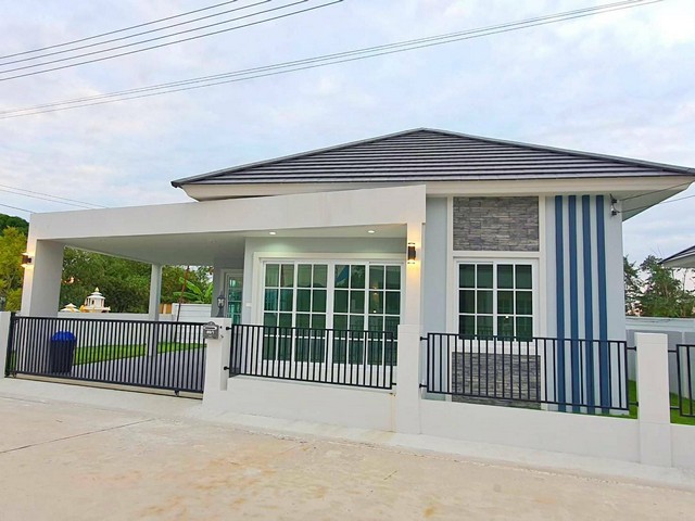 บ้าน โครงการ P-Village ถ.เชิงเนิน-ชากบท ต.ชากบก อ.บ้านค่าย จ.ระยอง 3Bedroom 1890000 บ. +++