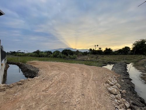 ที่ดิน วิวรอบด้าน เชียงใหม่ ทำเลสวย ใกล้ เมือง ใกล้แหล่งชุมชน ย่านมหาวิทยาลัย