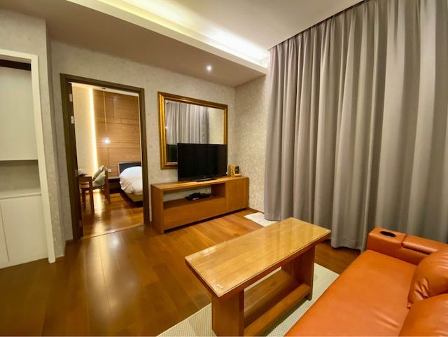 Quattro Thonglor spacious nice clean 8th floor BTS Thonglor