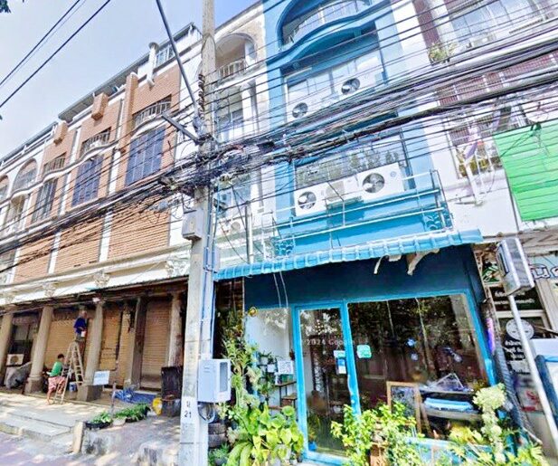 ให้เช่าอาคาร 4.5 ชั้น Cafe Studio Airbnb เดอะมอลล์ งามวงศ์วาน 37-