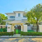 ขายบ้านเดี่ยวรีโนเวทใหม่ แปลงมุม 142 ตร.ว. 4 ห้องนอน พร้อมเข้าอยู