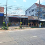 ขายที่ดินพร้อมสิ่งปลูกสร้าง 78.7 ตรว. ใกล้สี่แยกสุวรรณภูมิ จ.ร้อย