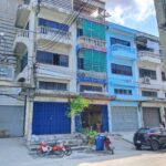 ขายอาคารพาณิชย์ 3.5 ชั้น หมู่บ้านดีเค ซอย 30 สภาพดี วิวหลังบ้านสวย เจ้าของขายเอง โทร 095-165-3654