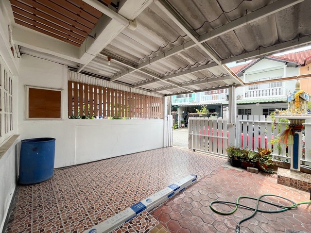 ขายทาวน์เฮ้าส์ หมู่บ้านนิลุบลวิลล์ บางพลี อยู่ตรงข้าม บิ๊กซี บางพ