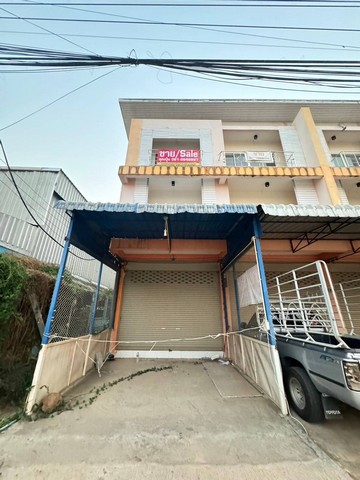 ขายขาดทุนอาคารพาณิชย์ 3 ชั้น ติดถนนสายแม่สอด-อุ้มผาง