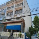 อาคารพาณิชย์ 3 ชั้น ต้นซอย ม.ทับทอง บางเสาธง จังหวัดสมุทรปราการ