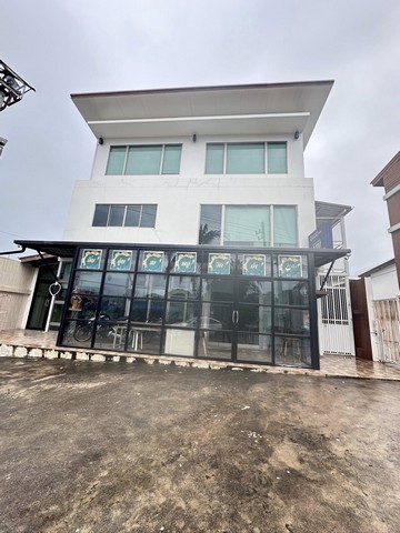 โฮมออฟฟิศ 3ชั้น เปิดคาเฟ่ร้านอาหารได้ ทำโฮมออฟฟิศได้ ทำเลดี ใกล้