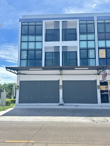 อาคารพานิชย์ 2คูหา ทำธุรกิจได้ พักอาศัยได้ ติดลานคนเมือง ในแหล่งช