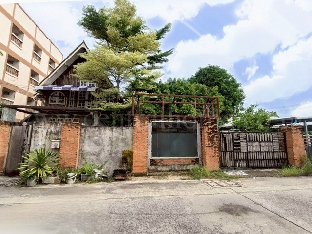 บ้านเดี่ยว 81 ตร.วา ซอยร่มประดู่ 1 บางพลี – สมุทรปราการ ราคาถูก