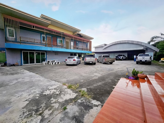 ขายโกดังโรงงานพานทองชลบุรี 408​ ตรม