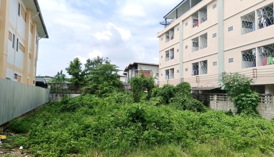 ขายที่ดินสร้างหอพัก ทำเลทอง ซอยชมจันทร์ ป่าแดด อ.เมืองเชียงใหม่