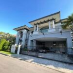 ขายเป็นบ้านเปล่า โครงการเดอะ แกรนด์ ปิ่นเกล้า มีบิ้วท์อินตามภาพ