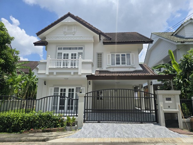 ขายบ้านเดี่ยว หมู่บ้านพาร์คเวย์ ชาเล่ต์ รามคำแหง 190/1 ใกล้ Big C