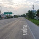 ขายที่ดิน 4-2-40 ไร่ ติดถนนเพชรเกษม มุงหน้าสามพราน