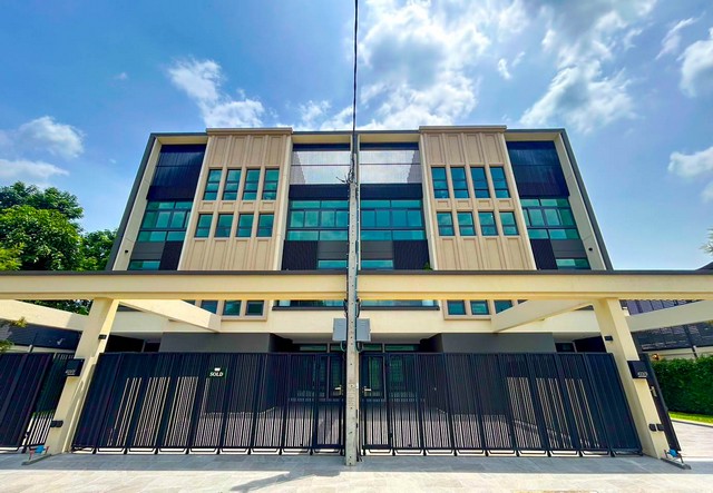 โฮมออฟฟิศ3ชั้น ใจกลางรามอินทรา