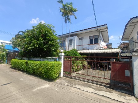 บ้านเดี่ยวมือสองทำเลทอง นาคนิวาส27แยก40 สภาพบ้านดีมาก ลาดพร้าว–นาคนิวาส ทำเลหายาก เข้า–ออกได้หลายทาง