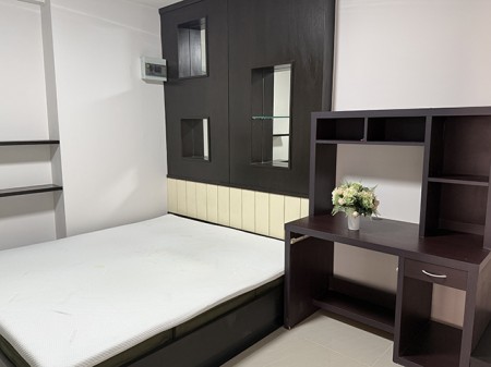 , 邦赐区三房大户型公寓出售或出租,