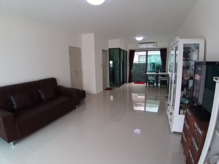 Avenue Merge รัตนาธิเบศร์ บ้านมือสอง