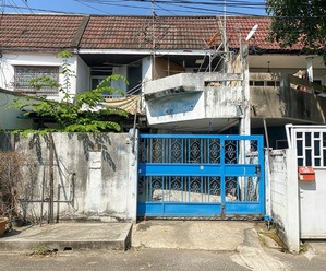 ขาย ทาวน์เฮ้าส์ ใกล้ทางด่วนเฉลิมมหานคร ย่านอ่อนนุช/พระโขนง สุขุมวิท56 บ้านทาวน์เฮาส์สุขุมวิท ราคาต่ำกว่าตลาด