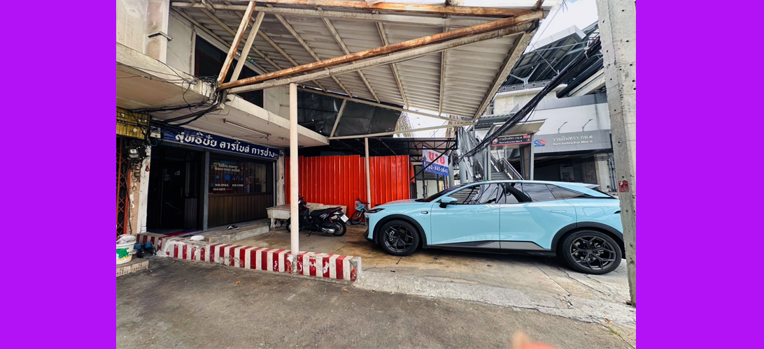 ตึกแถว-อาคารพาณิชย์ ขาย กู้เต็ม100%ติดรถไฟฟ้า รามอินทรากม6 ติดถนนใหญ่รามอินทรา ขายขาดทุนถูกที่สุดในย่าน ตึกแถวห้องริม